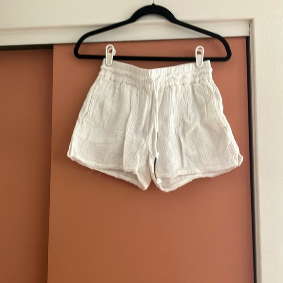 Faherty High Waist White Women's Shorts - Picture 1 of 4